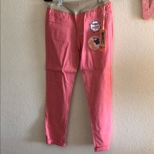 Maternity pink stretch cropped jeans